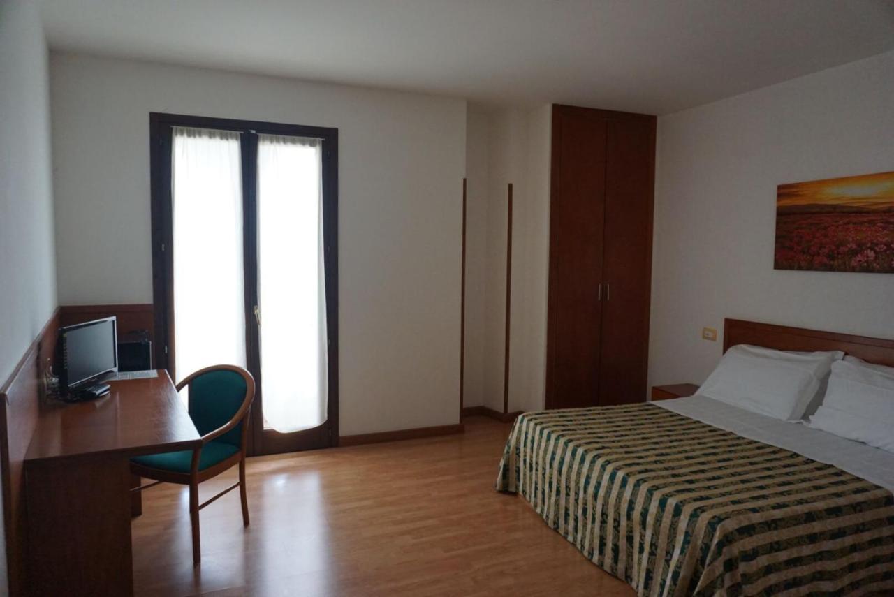 Hotel Nicolaj Polignano a Mare Esterno foto
