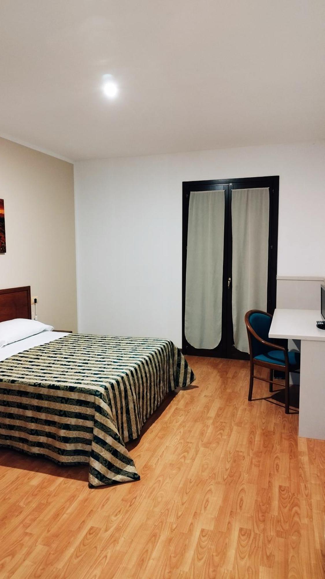 Hotel Nicolaj Polignano a Mare Esterno foto